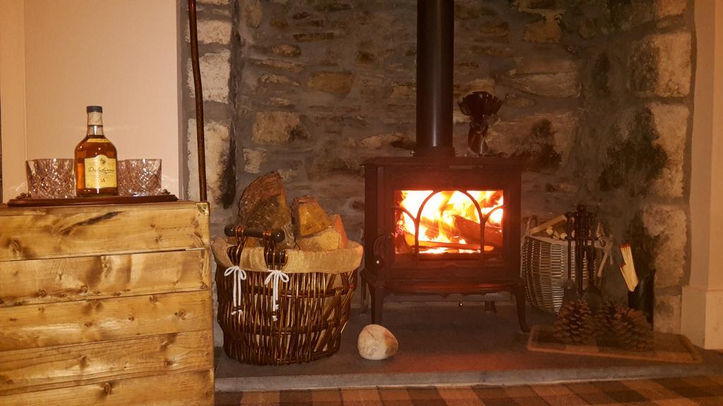 阿尔巴豪斯住宿加早餐旅馆 Grantown-on-Spey 外观 照片